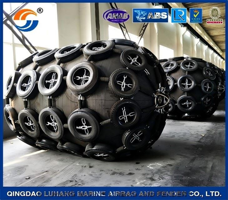 50kpa ISO17357 Pneumatic Rubber Fender