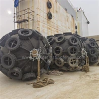 I parafanghi del molo